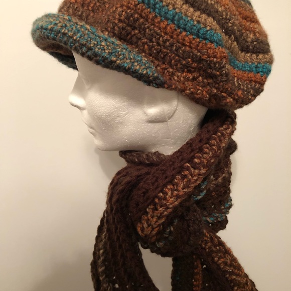 Handmade unisex crochet hat/scarf set. - Picture 8 of 8